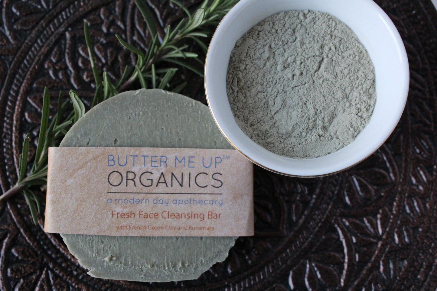 Face wash cleansing bar with French Green Sea clay